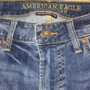 American Eagle 30 x 30 jeans. Excellent condition.